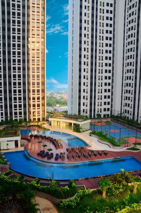 בקאסי Louis Kienne Cikarang Hotel & Service Apartment מראה חיצוני תמונה