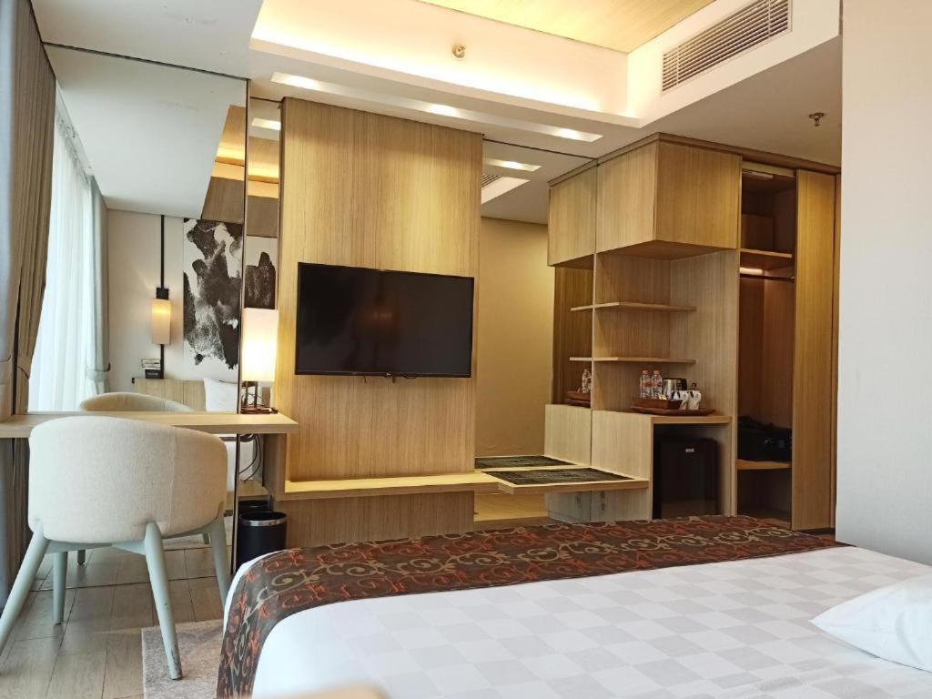 בקאסי Louis Kienne Cikarang Hotel & Service Apartment מראה חיצוני תמונה