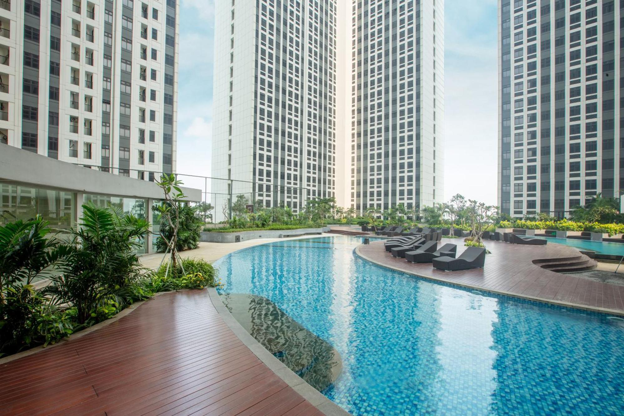 בקאסי Louis Kienne Cikarang Hotel & Service Apartment מראה חיצוני תמונה